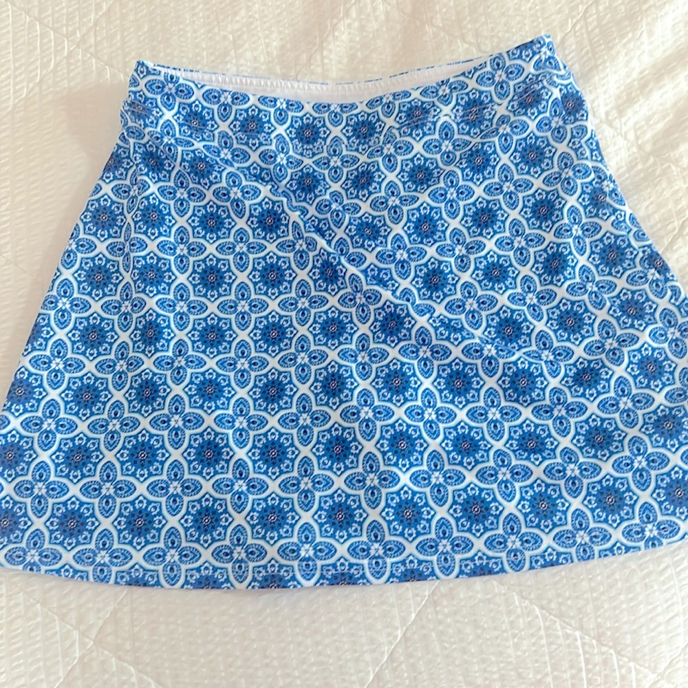 Ekouaer athletic skort.